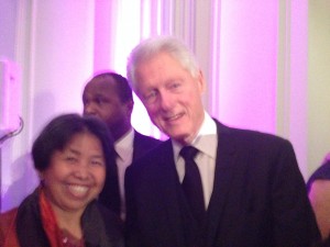 Mrs Mora Gibbings with former US President, Mr Bill Clinton